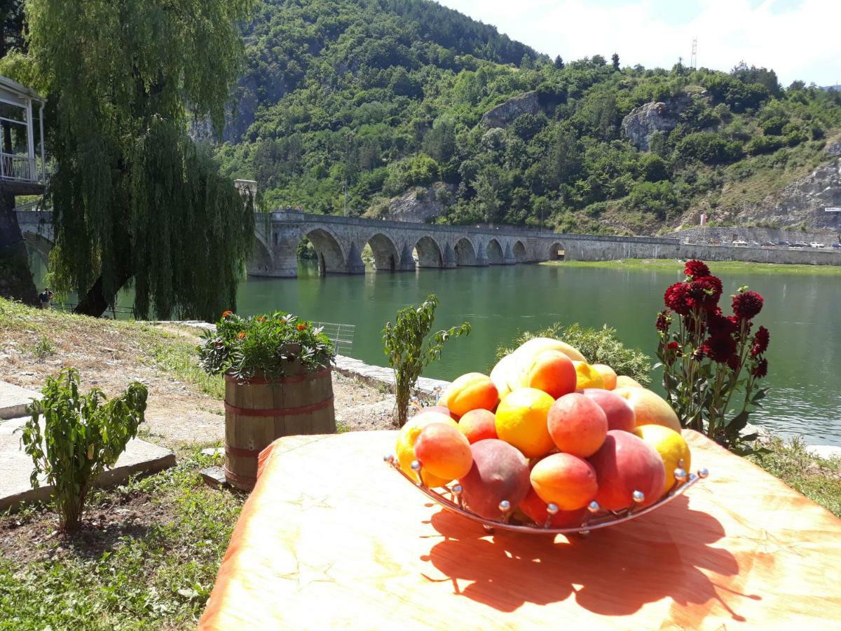 Apartment Lotika Višegrad エクステリア 写真