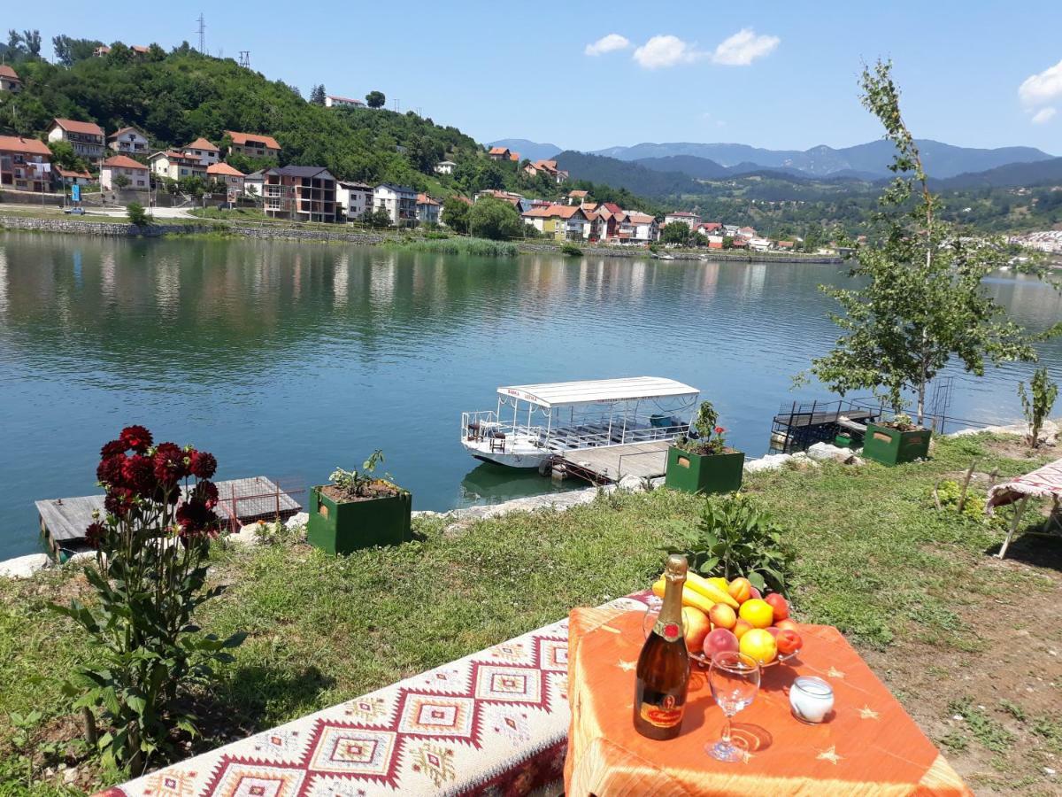 Apartment Lotika Višegrad エクステリア 写真